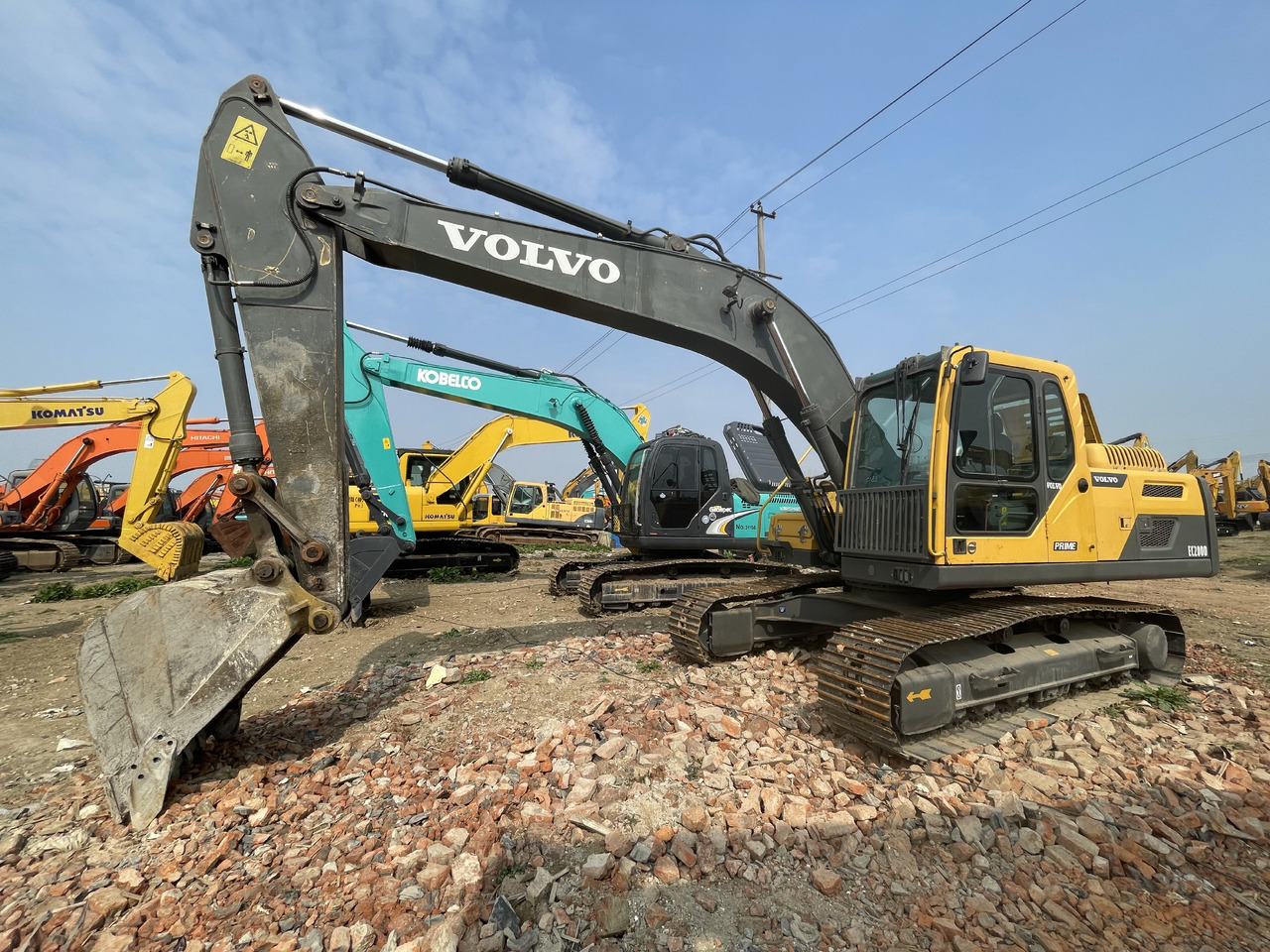 VOLVO EC200D - Bager guseničar: slika 3 VOLVO EC200D - Bager guseničar: slika 3