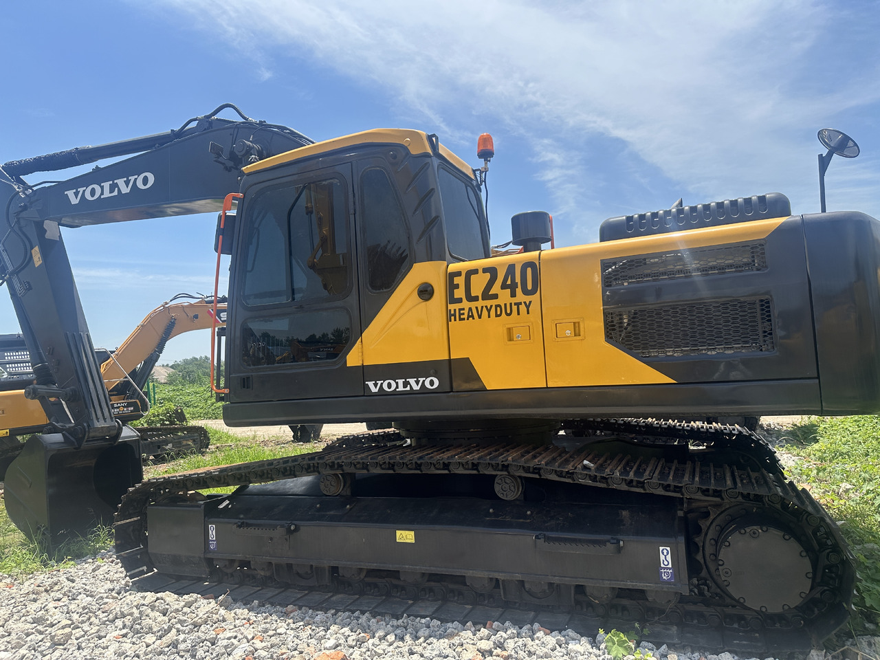 VOLVO EC240 - Bager guseničar: slika 1 VOLVO EC240 - Bager guseničar: slika 1