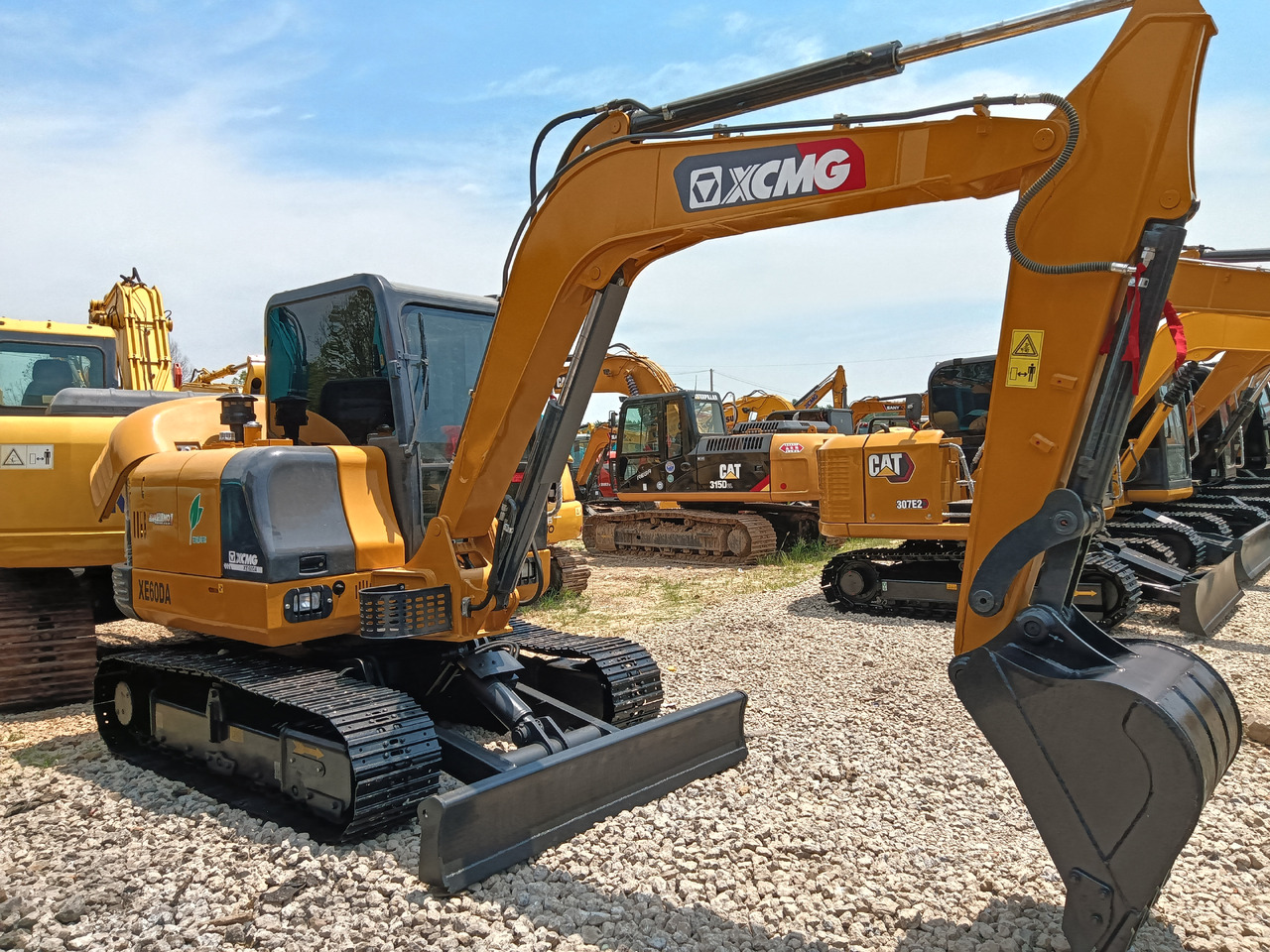 XCMG XE60DA - Bager guseničar: slika 2 XCMG XE60DA - Bager guseničar: slika 2