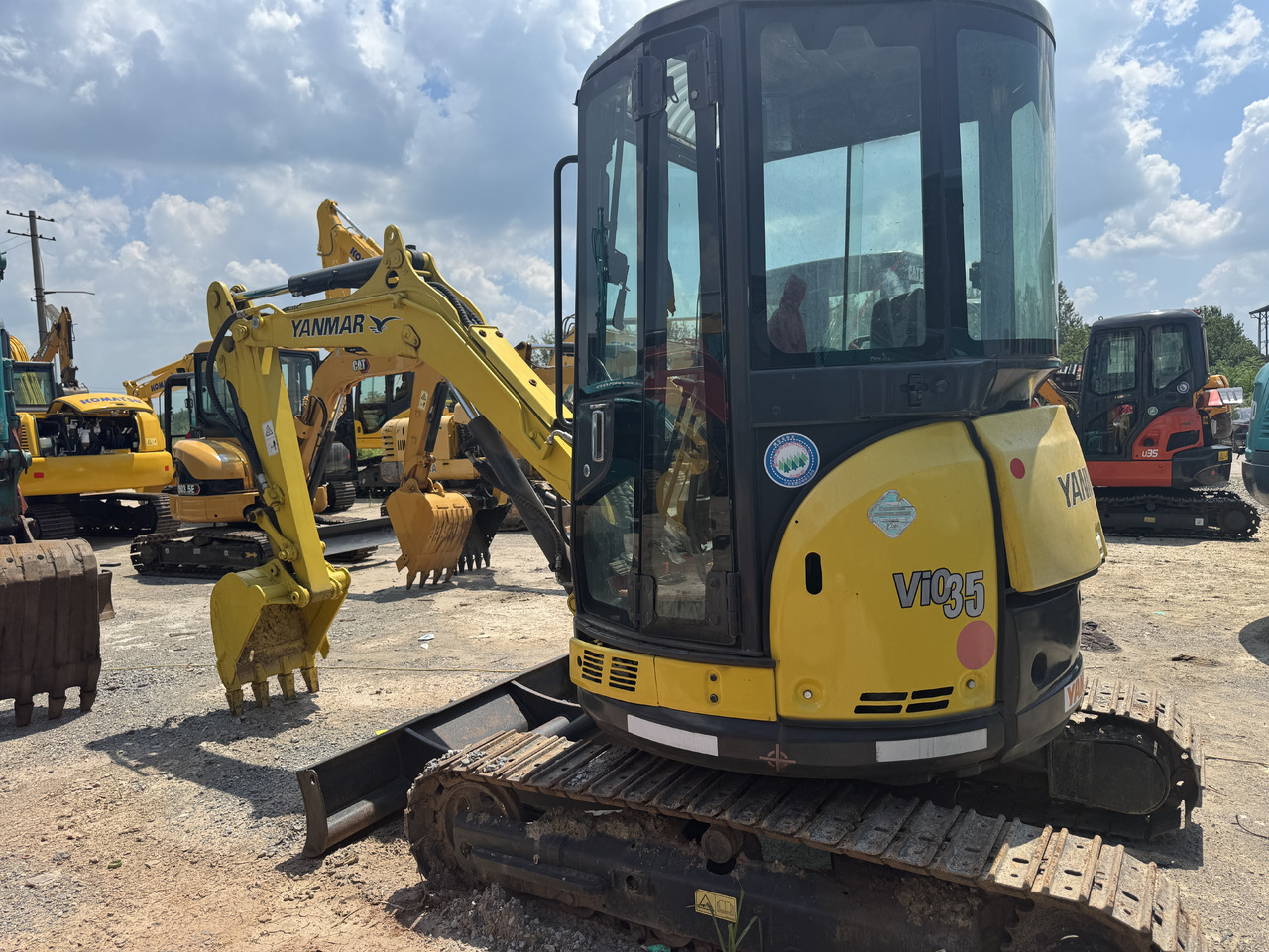 YANMAR VIO35-6 - Mini bager: slika 1 YANMAR VIO35-6 - Mini bager: slika 1