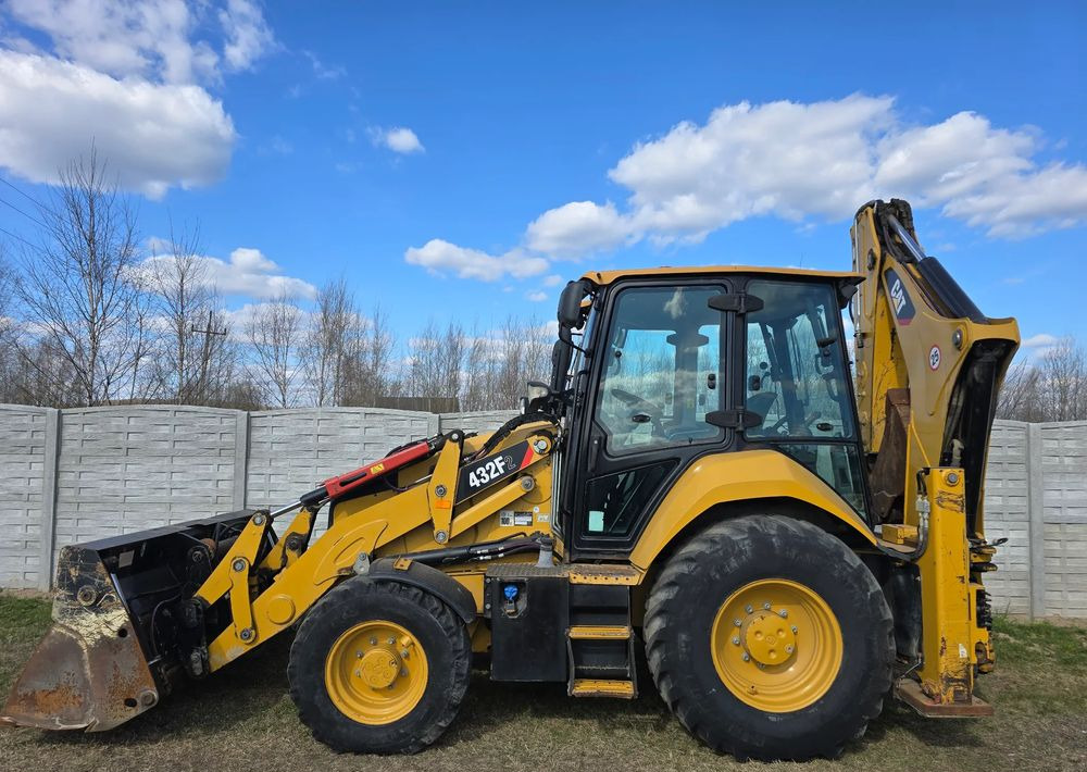 Caterpillar - Bager utovarivač: slika 5 Caterpillar - Bager utovarivač: slika 5
