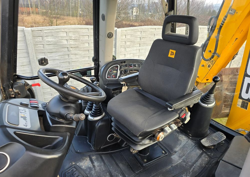 JCB - Bager utovarivač: slika 3 JCB - Bager utovarivač: slika 3