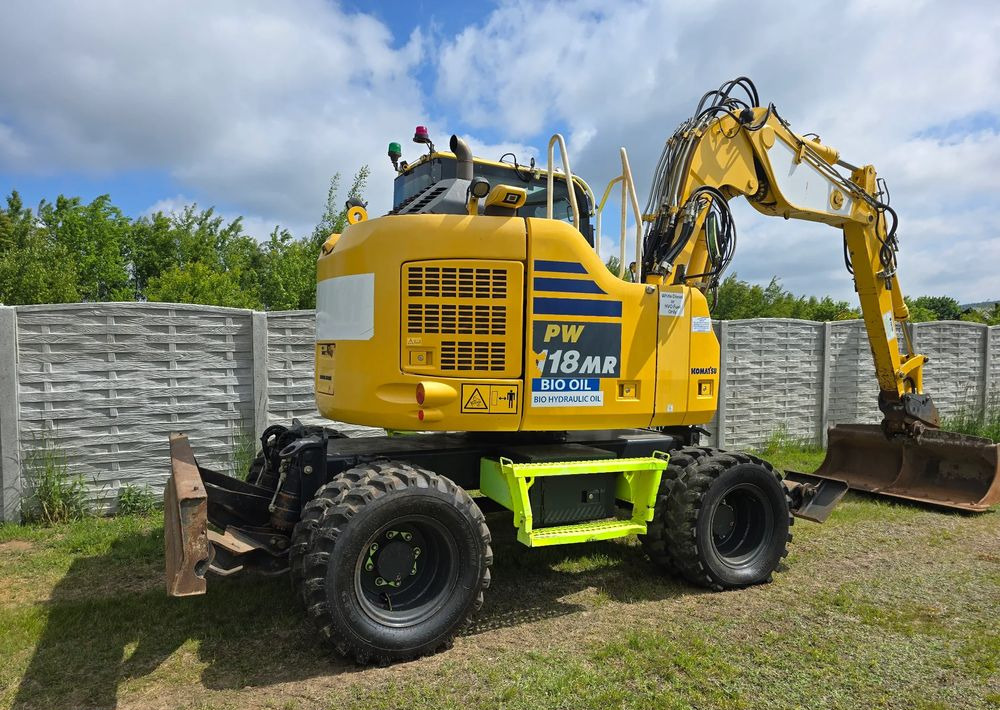 Komatsu - Bager točkaš: slika 4 Komatsu - Bager točkaš: slika 4