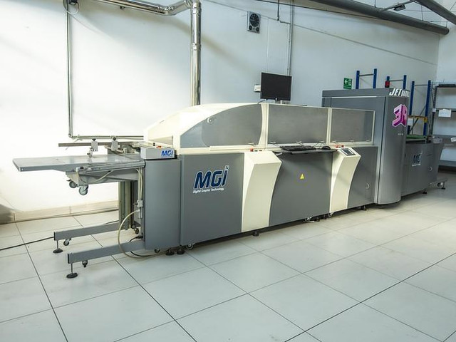 MGI JETvarnish 3D - Građevinska mašina: slika 4 MGI JETvarnish 3D - Građevinska mašina: slika 4