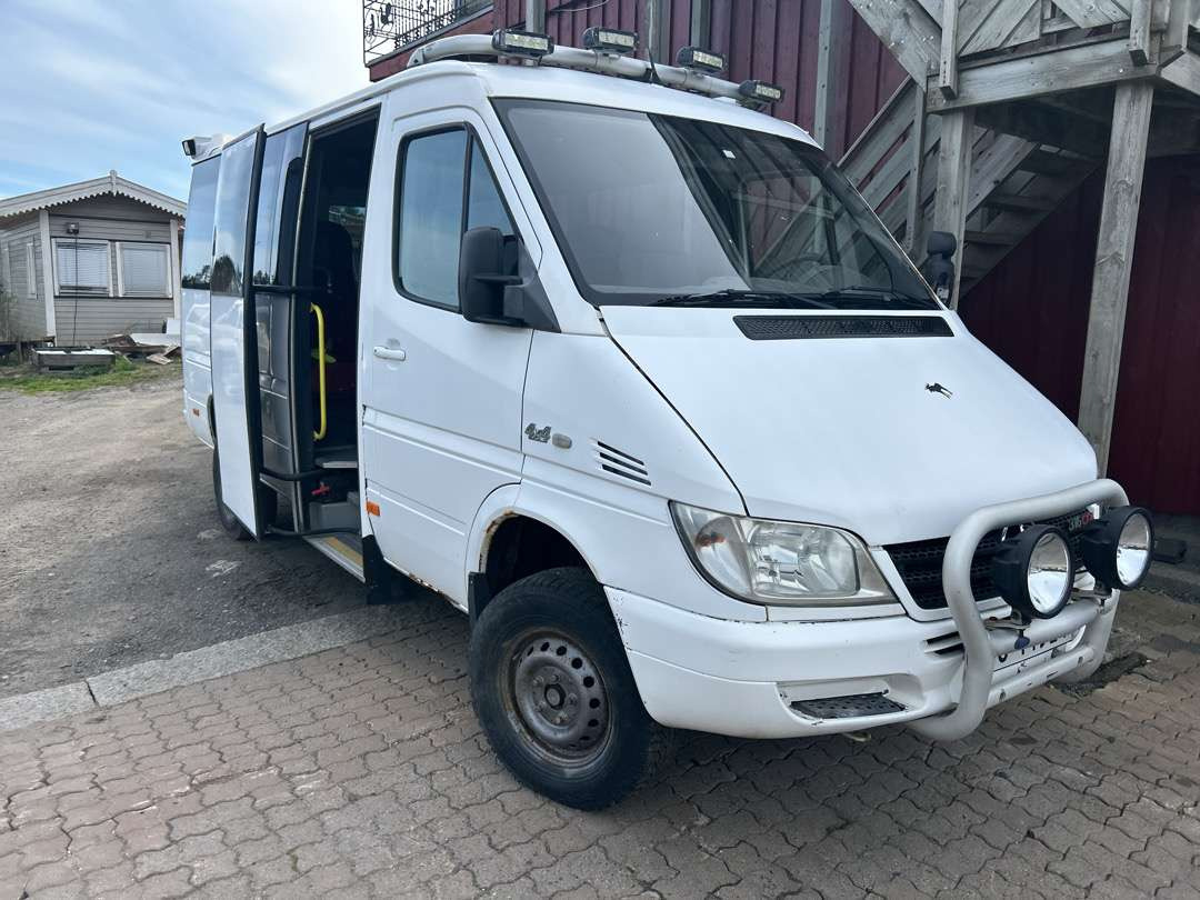 2005 Buss MERCEDES-BENZ 316CDI/35KA 11 seter - Minibus, Putnički kombi: slika 2 2005 Buss MERCEDES-BENZ 316CDI/35KA 11 seter - Minibus, Putnički kombi: slika 2