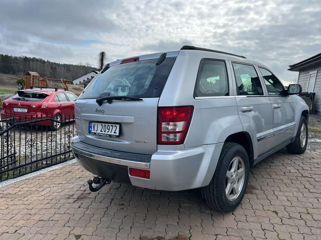 2005 Personbil GRAND CHEROKEE - Automobil: slika 3 2005 Personbil GRAND CHEROKEE - Automobil: slika 3
