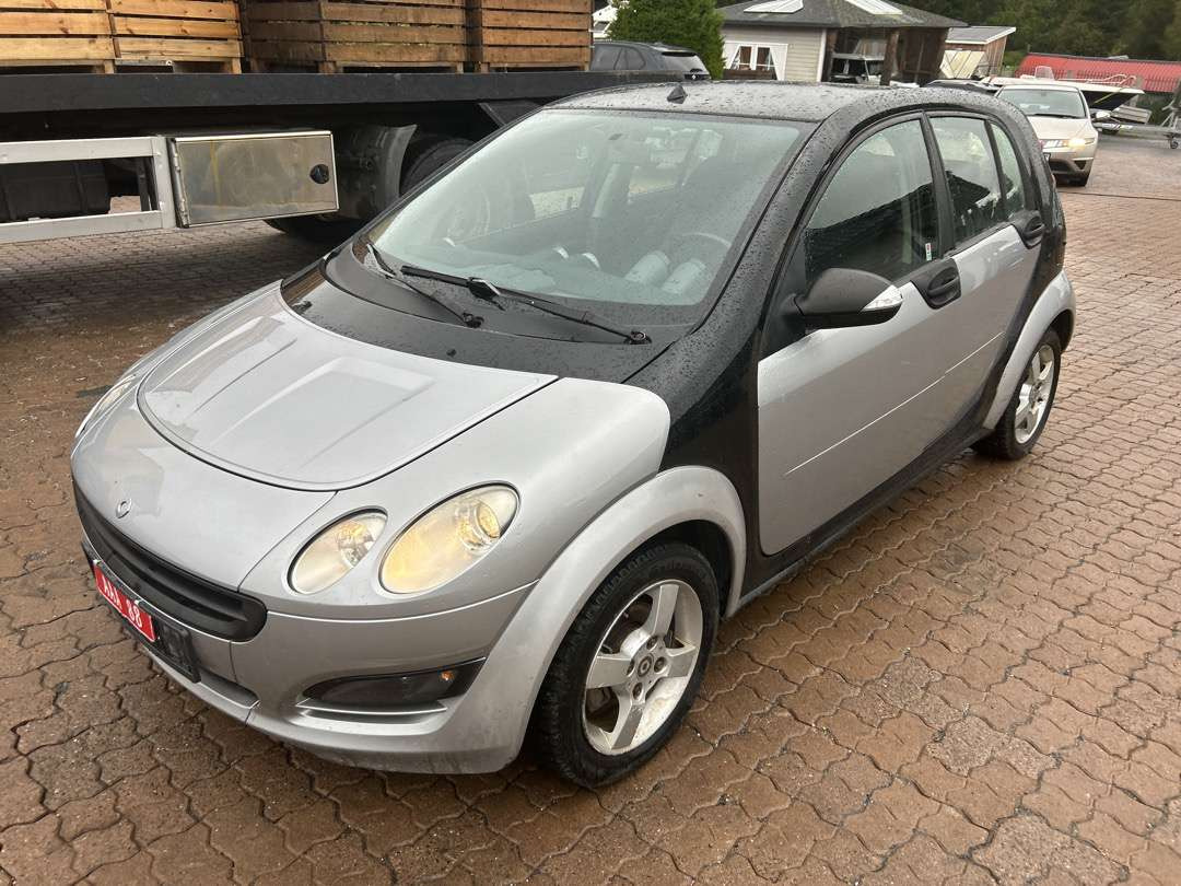 2007 Personbil SMART FORFOUR 1.3 - Automobil: slika 1 2007 Personbil SMART FORFOUR 1.3 - Automobil: slika 1