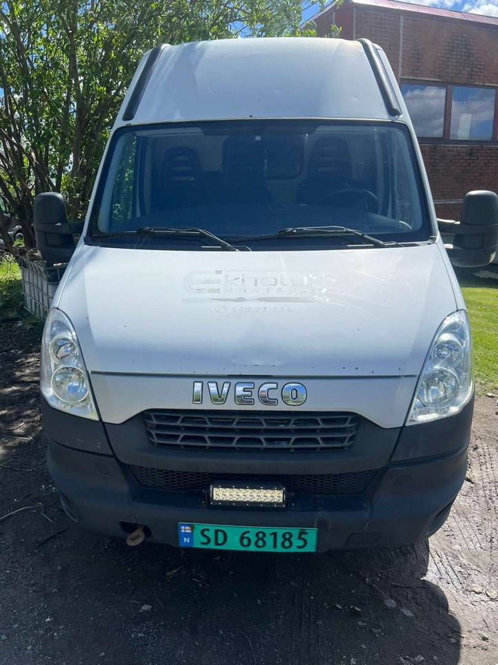 2014 Iveco Daily varebil//Grønne skilt//EU-GODKJENT - Furgon: slika 2 2014 Iveco Daily varebil//Grønne skilt//EU-GODKJENT - Furgon: slika 2