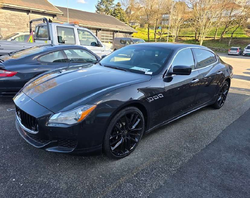 2014 Maserati Quattroporte S Q4 3.0L twin-turbo V6 // 411 hk // AWD // Automat - Limuzina: slika 1 2014 Maserati Quattroporte S Q4 3.0L twin-turbo V6 // 411 hk // AWD // Automat - Limuzina: slika 1