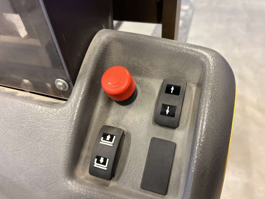 Oprema za rukovanje materijalima 2008 Plukktruck Atlet TempoPPC/1206: slika 10