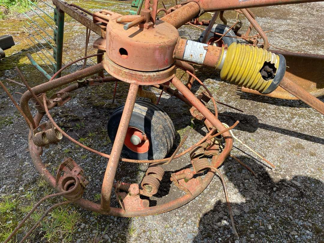 PZ Zweegers Haybob 300 Kombi rive - Prevrtač/ Grabuljač: slika 5 PZ Zweegers Haybob 300 Kombi rive - Prevrtač/ Grabuljač: slika 5