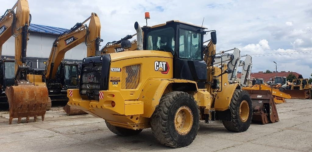 CAT 938M - Utovarivač točkaš: slika 4 CAT 938M - Utovarivač točkaš: slika 4
