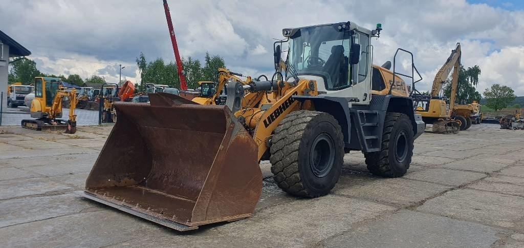 Liebherr L 550 - Utovarivač točkaš: slika 1 Liebherr L 550 - Utovarivač točkaš: slika 1