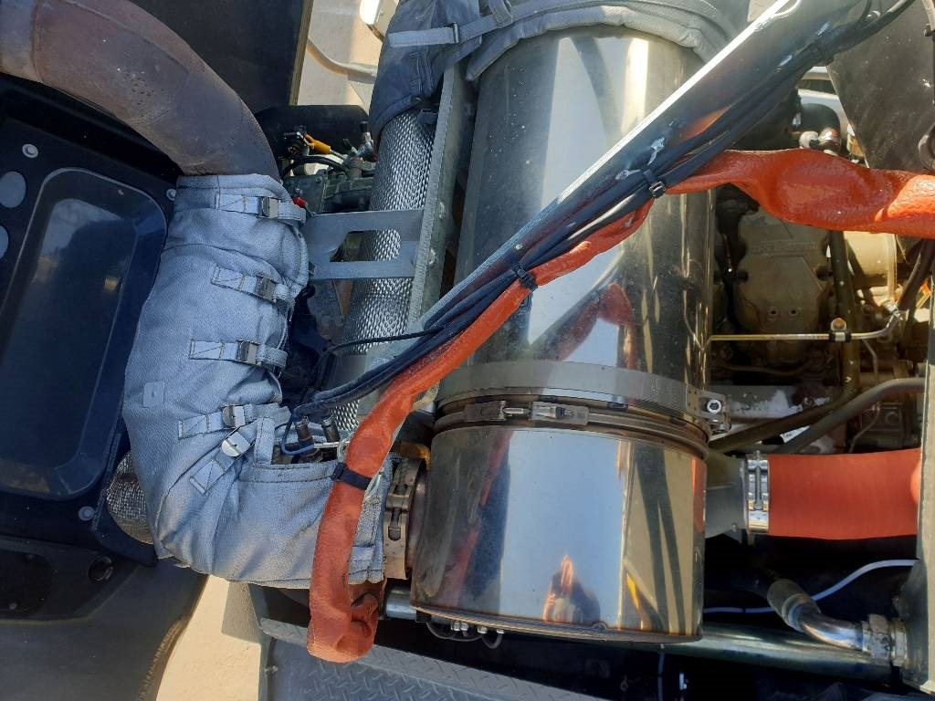 Utovarivač točkaš Liebherr L580 xpower: slika 7