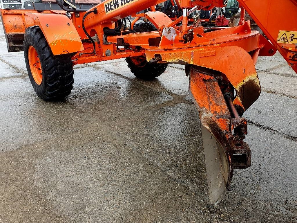 Grejder New Holland F 106.6 A: slika 9