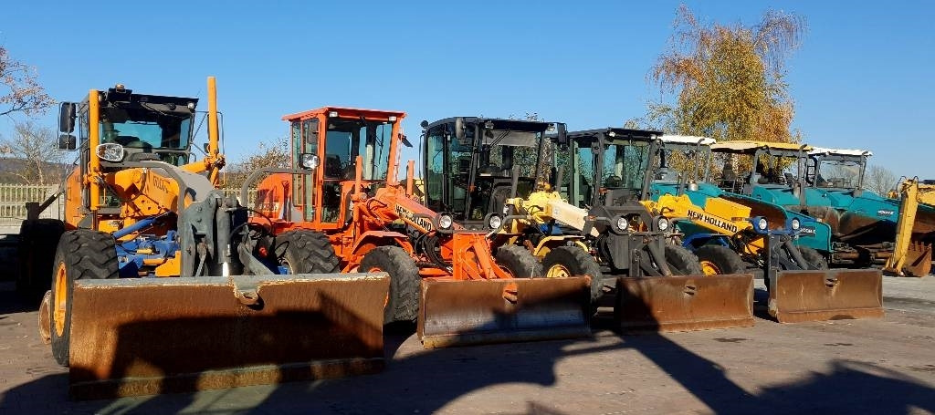 Grejder New Holland F 106.6 A: slika 23