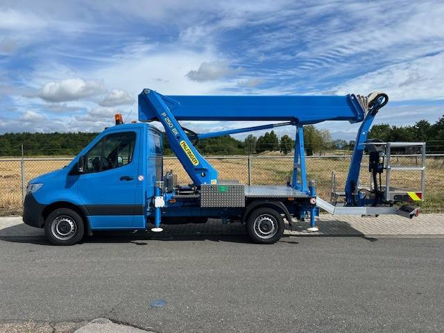Palfinger P 250 BK - Vazdušna platforma montirana na kamion: slika 1 Palfinger P 250 BK - Vazdušna platforma montirana na kamion: slika 1