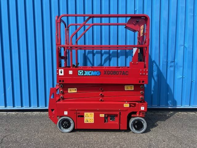 XCMG XG0807 AC | 2025 - Lift u obliku makaza: slika 1 XCMG XG0807 AC | 2025 - Lift u obliku makaza: slika 1