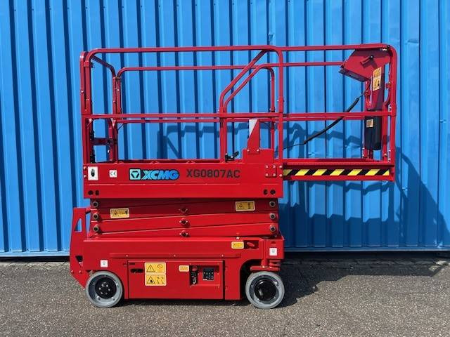 XCMG XG0807 AC | 2025 - Lift u obliku makaza: slika 4 XCMG XG0807 AC | 2025 - Lift u obliku makaza: slika 4