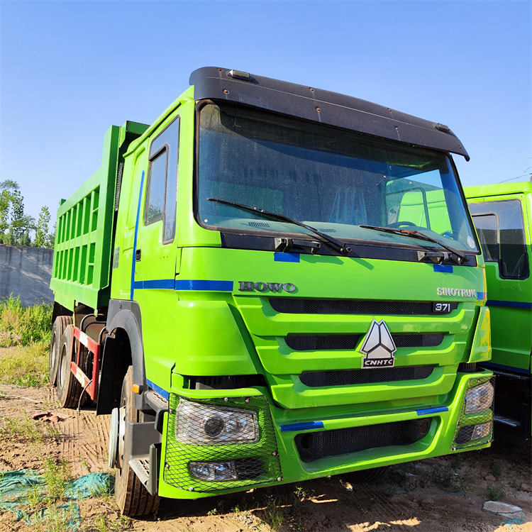 Sinotruck HOWO - Istovarivač: slika 4 Sinotruck HOWO - Istovarivač: slika 4