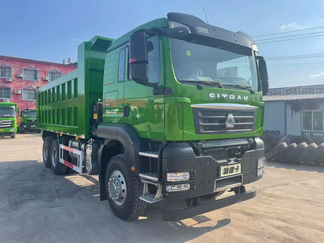 Sinotruck - Istovarivač: slika 5 Sinotruck - Istovarivač: slika 5