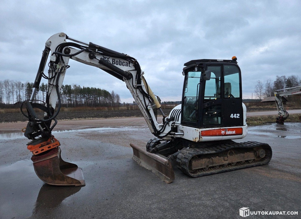 Bobcat 442, 2006, Diesel, 4,565 h Excavator, Honkajoki - Mini bager: slika 1 Bobcat 442, 2006, Diesel, 4,565 h Excavator, Honkajoki - Mini bager: slika 1