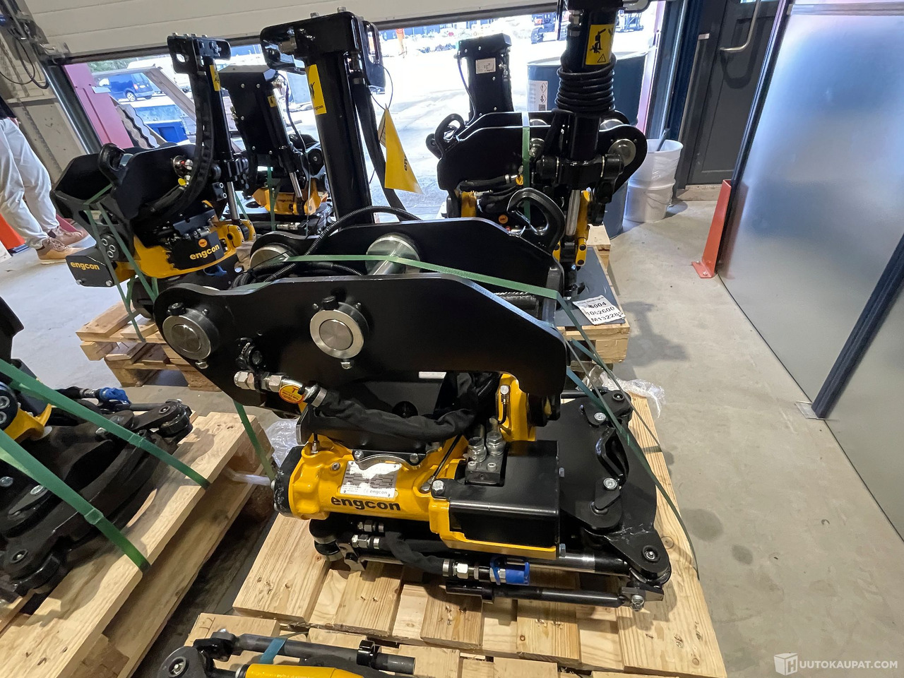 Engcon EC 206 Tiltti + Pihdit, Lempäälä - Tiltrotator: slika 1 Engcon EC 206 Tiltti + Pihdit, Lempäälä - Tiltrotator: slika 1