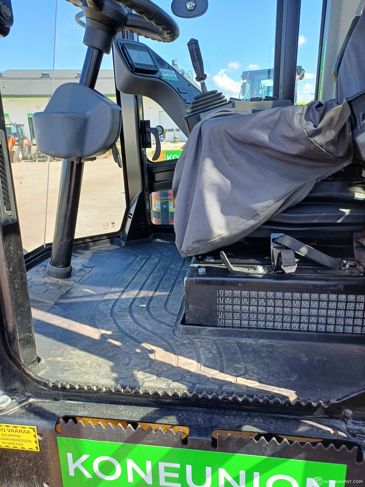 Cat CS44B (2018) valssijyrä, Helsinki - Građevinska mašina: slika 5 Cat CS44B (2018) valssijyrä, Helsinki - Građevinska mašina: slika 5
