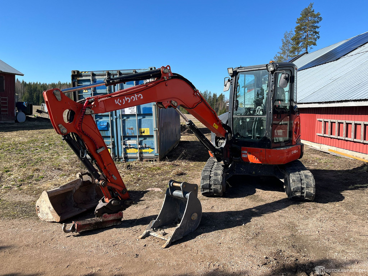 Kubota 48-4, kaivinkone kahdella kauhalla, 2015, Kouvola - Građevinska mašina: slika 5 Kubota 48-4, kaivinkone kahdella kauhalla, 2015, Kouvola - Građevinska mašina: slika 5