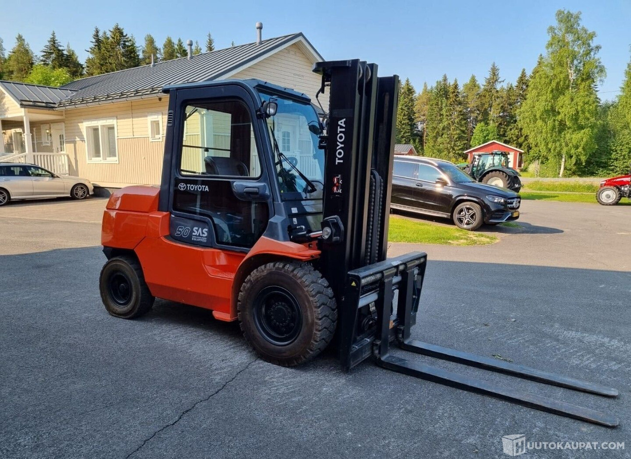 Toyota 42-7 FD 45, 2011, Diesel, 3 800 h, Seinäjoki - Građevinska mašina: slika 4 Toyota 42-7 FD 45, 2011, Diesel, 3 800 h, Seinäjoki - Građevinska mašina: slika 4