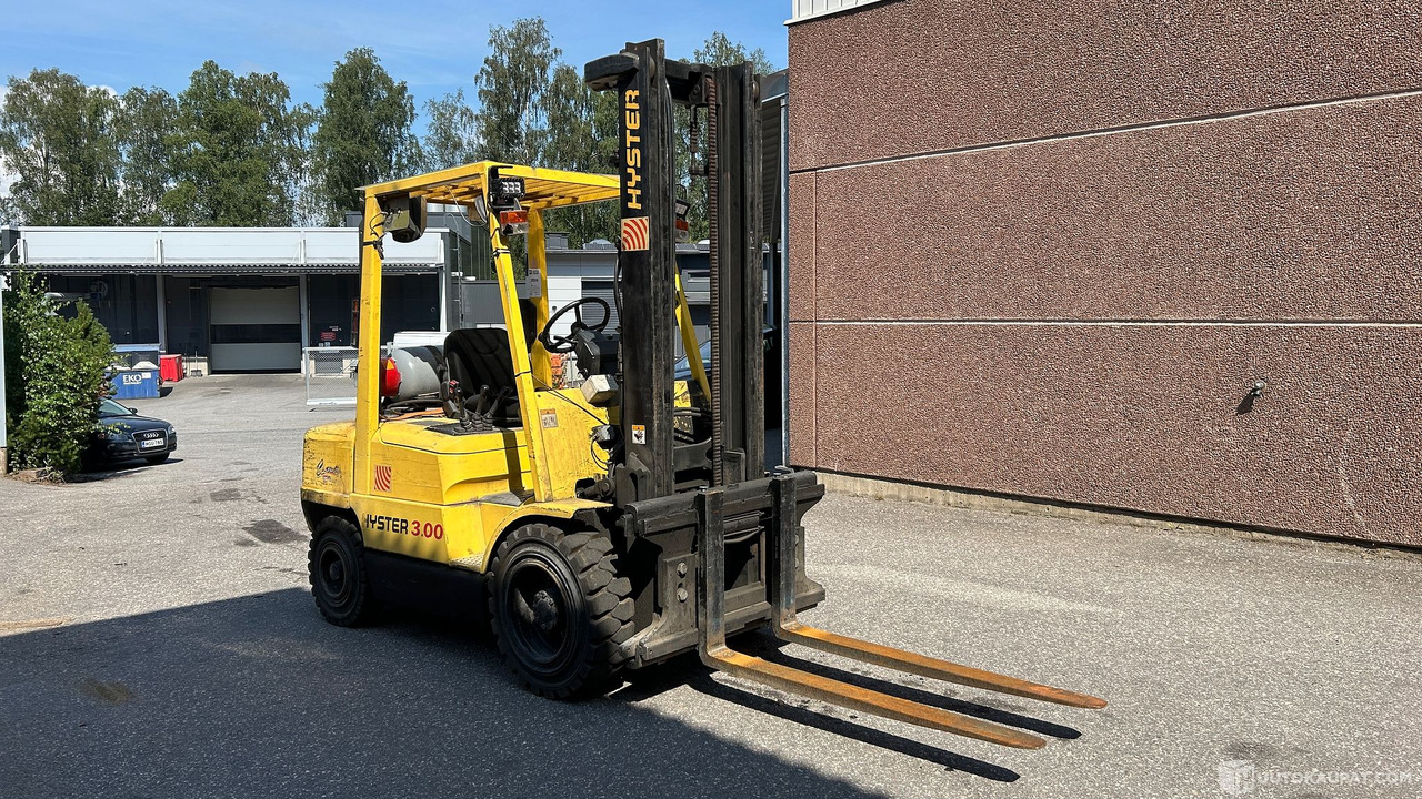 Vastapainotrukki Hyster H3.00XM, vm. 1998, Raisio - Građevinska mašina: slika 3 Vastapainotrukki Hyster H3.00XM, vm. 1998, Raisio - Građevinska mašina: slika 3