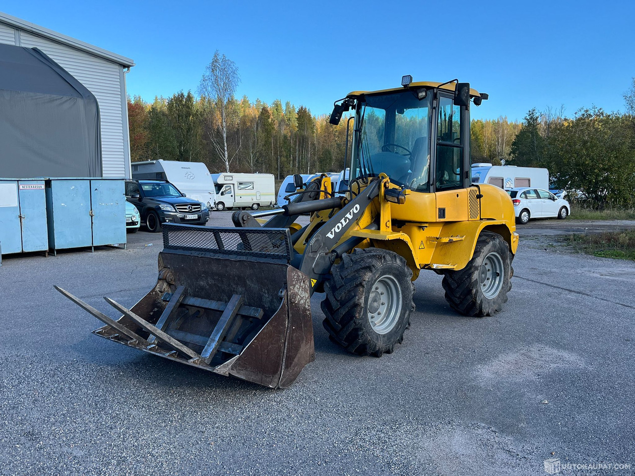 Volvo L35B Pro, pyöräkuormaaja avattavalla kauhalla ja piikeillä, 2005, Vihti - Građevinska mašina: slika 3 Volvo L35B Pro, pyöräkuormaaja avattavalla kauhalla ja piikeillä, 2005, Vihti - Građevinska mašina: slika 3