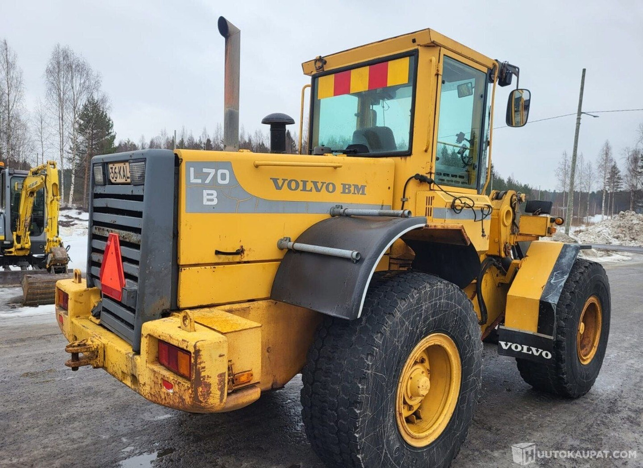 Volvo L70B, 1994, 5.5 l, Diesel, 45 327 h Pyöräkuormaaja, Virrat - Građevinska mašina: slika 4 Volvo L70B, 1994, 5.5 l, Diesel, 45 327 h Pyöräkuormaaja, Virrat - Građevinska mašina: slika 4