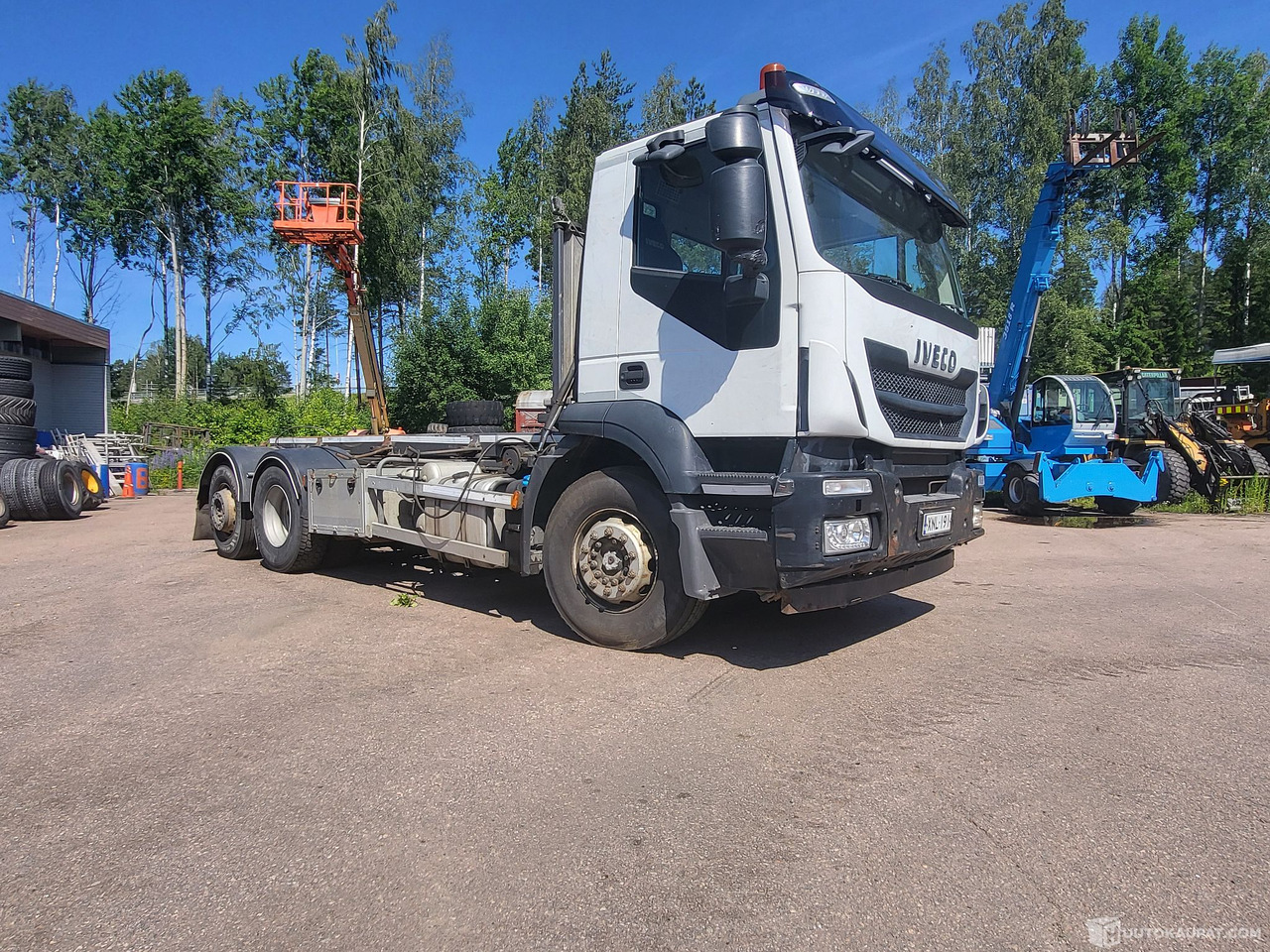 Iveco STRALIS 360, 2014, Kouvola - Kamion sa kablovskim sistemom: slika 2 Iveco STRALIS 360, 2014, Kouvola - Kamion sa kablovskim sistemom: slika 2