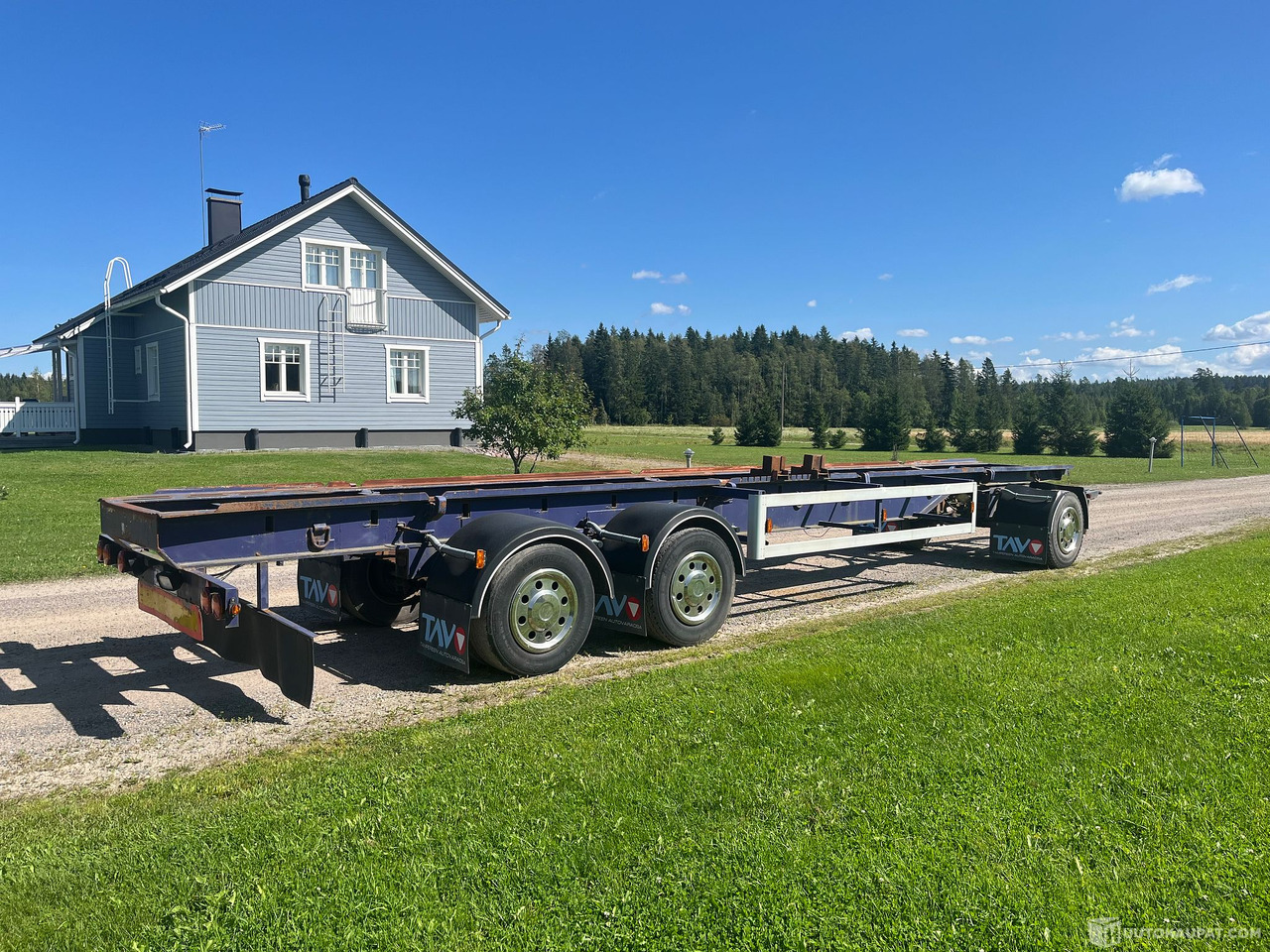 Asentamo Koivu, kolmiakselinen kuorma-auto vaihtolavaperävaunu, Juuri katsastettu, Nurmijärvi - Kamion: slika 1 Asentamo Koivu, kolmiakselinen kuorma-auto vaihtolavaperävaunu, Juuri katsastettu, Nurmijärvi - Kamion: slika 1