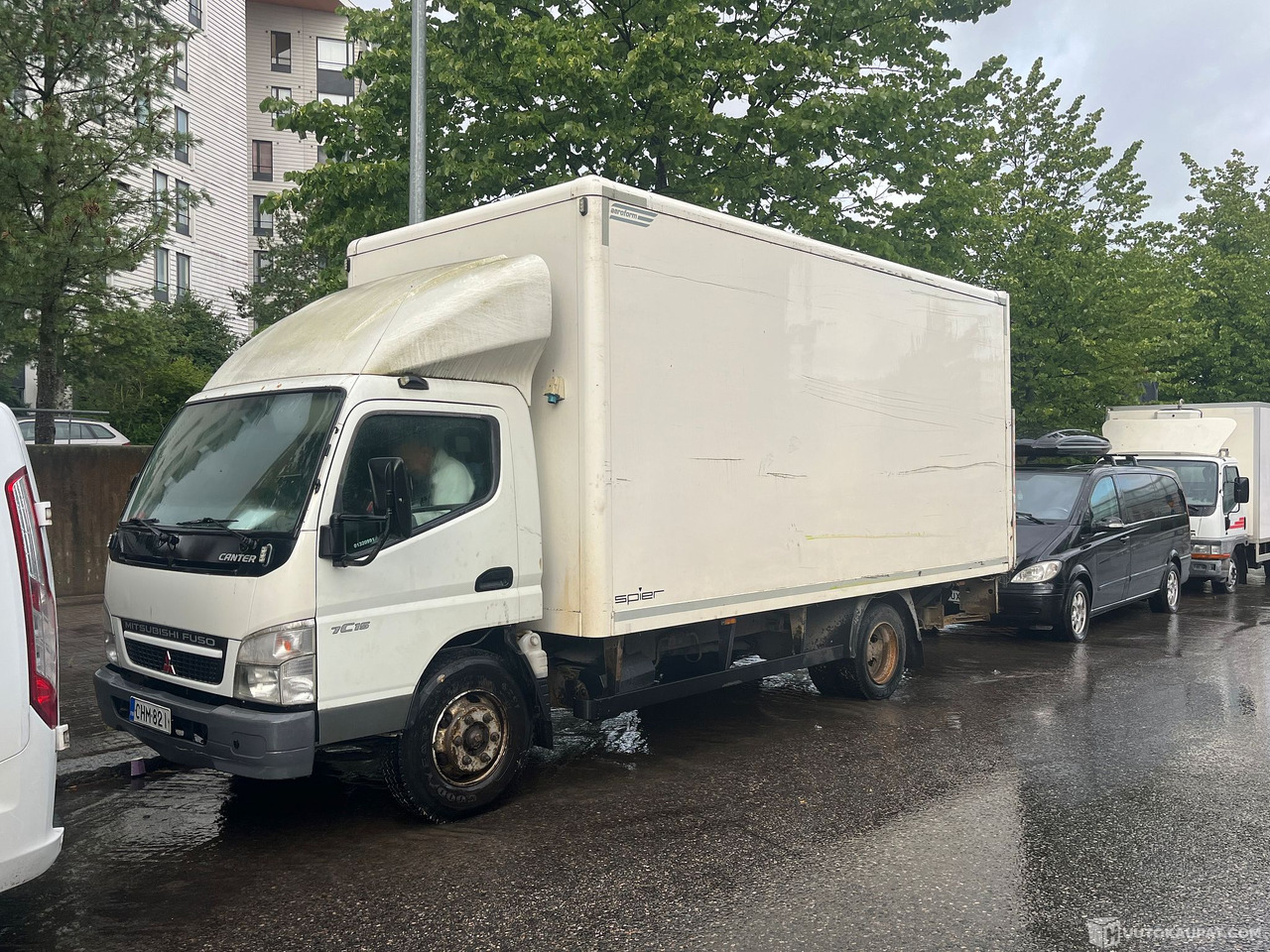 Mitsubishi Canter, kuorma-auto, lähes vuoden leimalla, 2009, Helsinki - Kamion: slika 1 Mitsubishi Canter, kuorma-auto, lähes vuoden leimalla, 2009, Helsinki - Kamion: slika 1