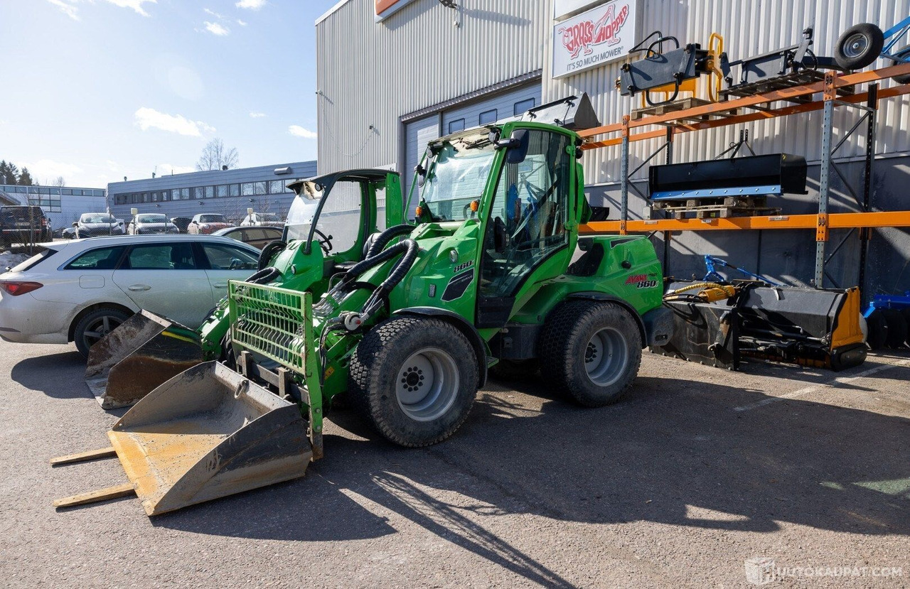 Avant 860 GT-ohjaamolla, 2022, Diesel, 1 000 h, Helsinki - Poljoprivredna mašina: slika 1 Avant 860 GT-ohjaamolla, 2022, Diesel, 1 000 h, Helsinki - Poljoprivredna mašina: slika 1