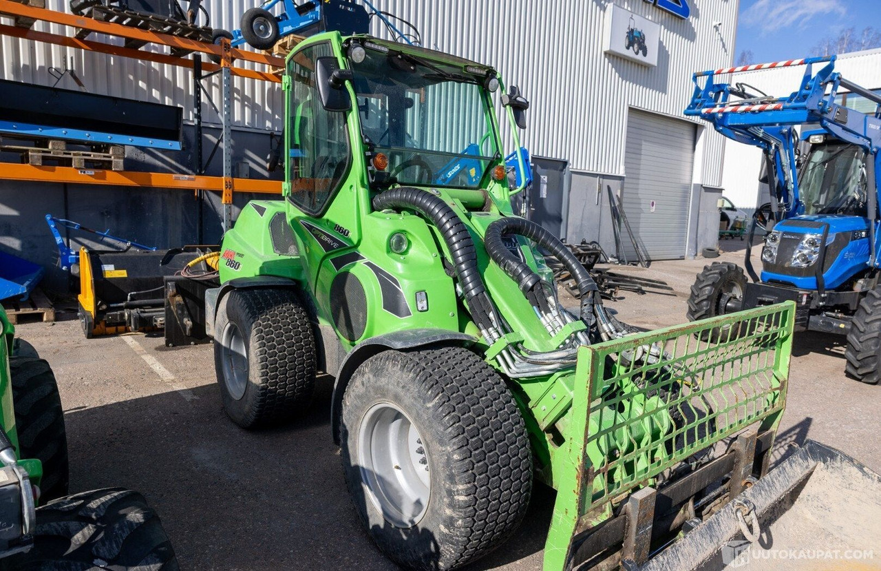 Avant 860 GT-ohjaamolla, 2022, Diesel, 1 000 h, Helsinki - Poljoprivredna mašina: slika 4 Avant 860 GT-ohjaamolla, 2022, Diesel, 1 000 h, Helsinki - Poljoprivredna mašina: slika 4
