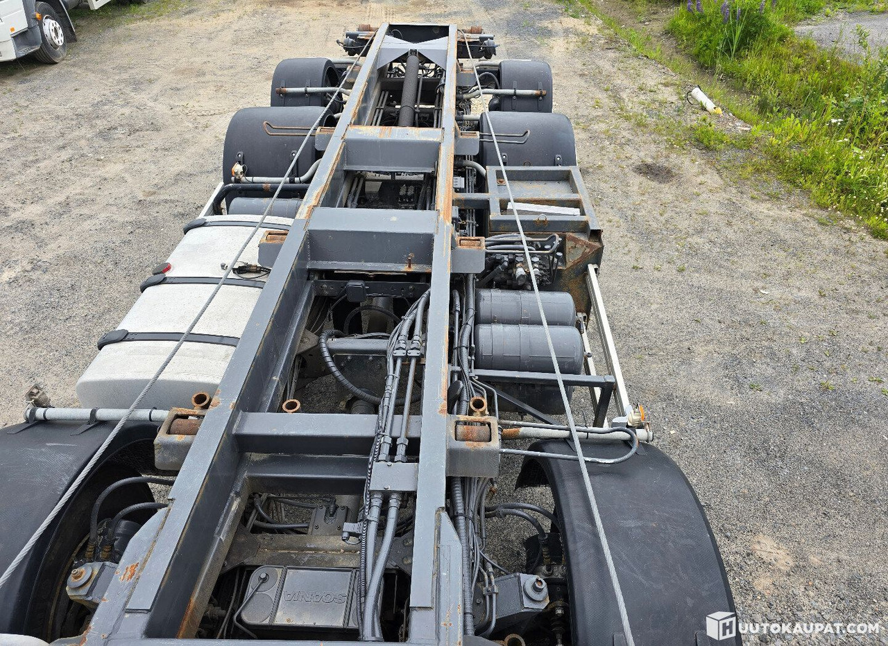 Scania 124G, 1999, Diesel, Seinäjoki - Istovarivač: slika 5 Scania 124G, 1999, Diesel, Seinäjoki - Istovarivač: slika 5