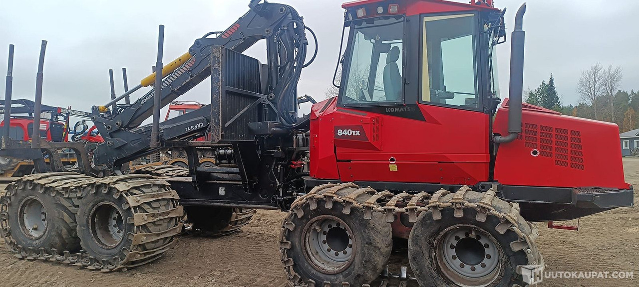 Komatsu 840 TX, 2011, Diesel, 24 133 h Metsäkone, Leppävirta - Šumarska oprema: slika 3 Komatsu 840 TX, 2011, Diesel, 24 133 h Metsäkone, Leppävirta - Šumarska oprema: slika 3