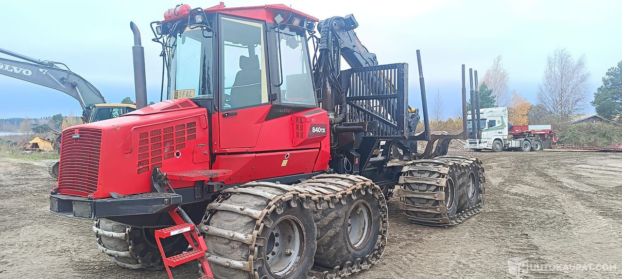 Komatsu 840 TX, 2011, Diesel, 24 133 h Metsäkone, Leppävirta - Šumarska oprema: slika 1 Komatsu 840 TX, 2011, Diesel, 24 133 h Metsäkone, Leppävirta - Šumarska oprema: slika 1