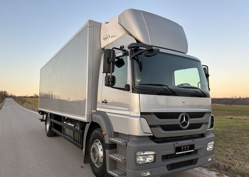 Mercedes-Benz Axor 1824 237000km !! TOP 8m 20 palet / z Niemiec / Euro 5 ! / agregat Carrier Supra 950 - Hladnjača: slika 3 Mercedes-Benz Axor 1824 237000km !! TOP 8m 20 palet / z Niemiec / Euro 5 ! / agregat Carrier Supra 950 - Hladnjača: slika 3