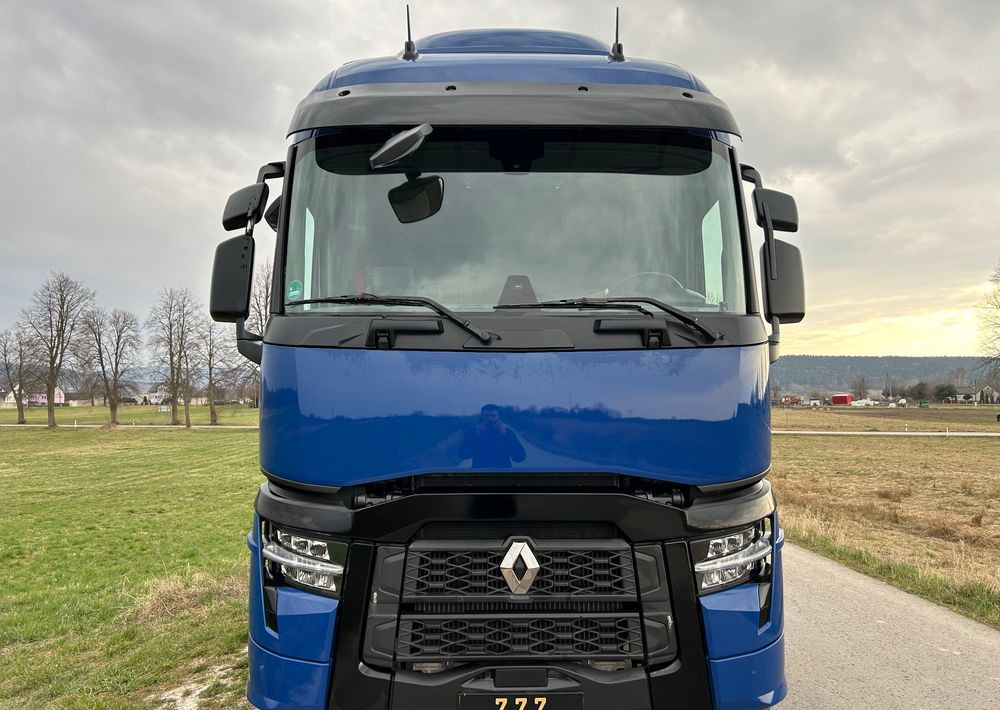 Renault T480 2022 VIN: ND ! 13l STANDARD STANDARD / NOWY MODEL z Niemiec / klima postojowa / T520 T440 / TOP STAN GAMA T - Tegljač: slika 3 Renault T480 2022 VIN: ND ! 13l STANDARD STANDARD / NOWY MODEL z Niemiec / klima postojowa / T520 T440 / TOP STAN GAMA T - Tegljač: slika 3
