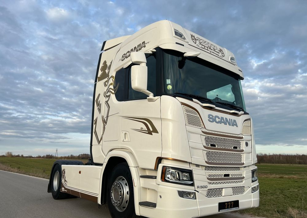 Scania R500 FULL AIR 2019 10x poduszki KLIMA POSTOJOWA / RETARDER / FULL SPOJLER / TOP STAN / od jedynego właściciela ! HYDRAULIKA spod beczki spożywczej ! / do wywrotu ruchomej podłogi beczki TOP TOP - Tegljač: slika 3 Scania R500 FULL AIR 2019 10x poduszki KLIMA POSTOJOWA / RETARDER / FULL SPOJLER / TOP STAN / od jedynego właściciela ! HYDRAULIKA spod beczki spożywczej ! / do wywrotu ruchomej podłogi beczki TOP TOP - Tegljač: slika 3
