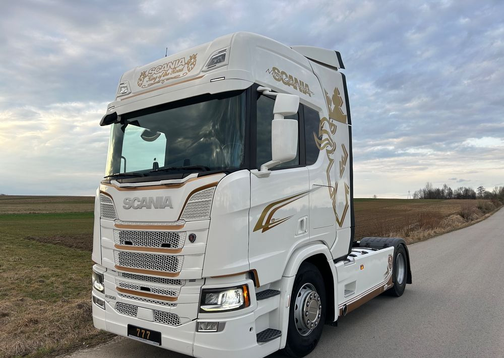 Scania R500 FULL AIR 2019 10x poduszki KLIMA POSTOJOWA / RETARDER / FULL SPOJLER / TOP STAN / od jedynego właściciela ! HYDRAULIKA spod beczki spożywczej ! / do wywrotu ruchomej podłogi beczki TOP TOP - Tegljač: slika 1 Scania R500 FULL AIR 2019 10x poduszki KLIMA POSTOJOWA / RETARDER / FULL SPOJLER / TOP STAN / od jedynego właściciela ! HYDRAULIKA spod beczki spożywczej ! / do wywrotu ruchomej podłogi beczki TOP TOP - Tegljač: slika 1