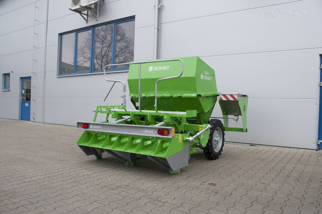 Bomet S339/1 75-90cm 2-rzędowa Gemini - Sadilica za krompir: slika 1 Bomet S339/1 75-90cm 2-rzędowa Gemini - Sadilica za krompir: slika 1