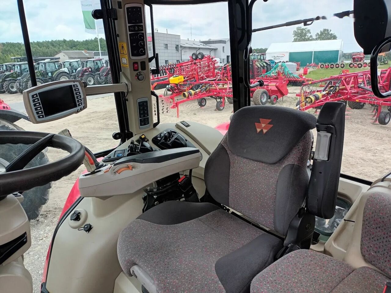 Traktor Massey Ferguson 7726 Dyna VT: slika 10