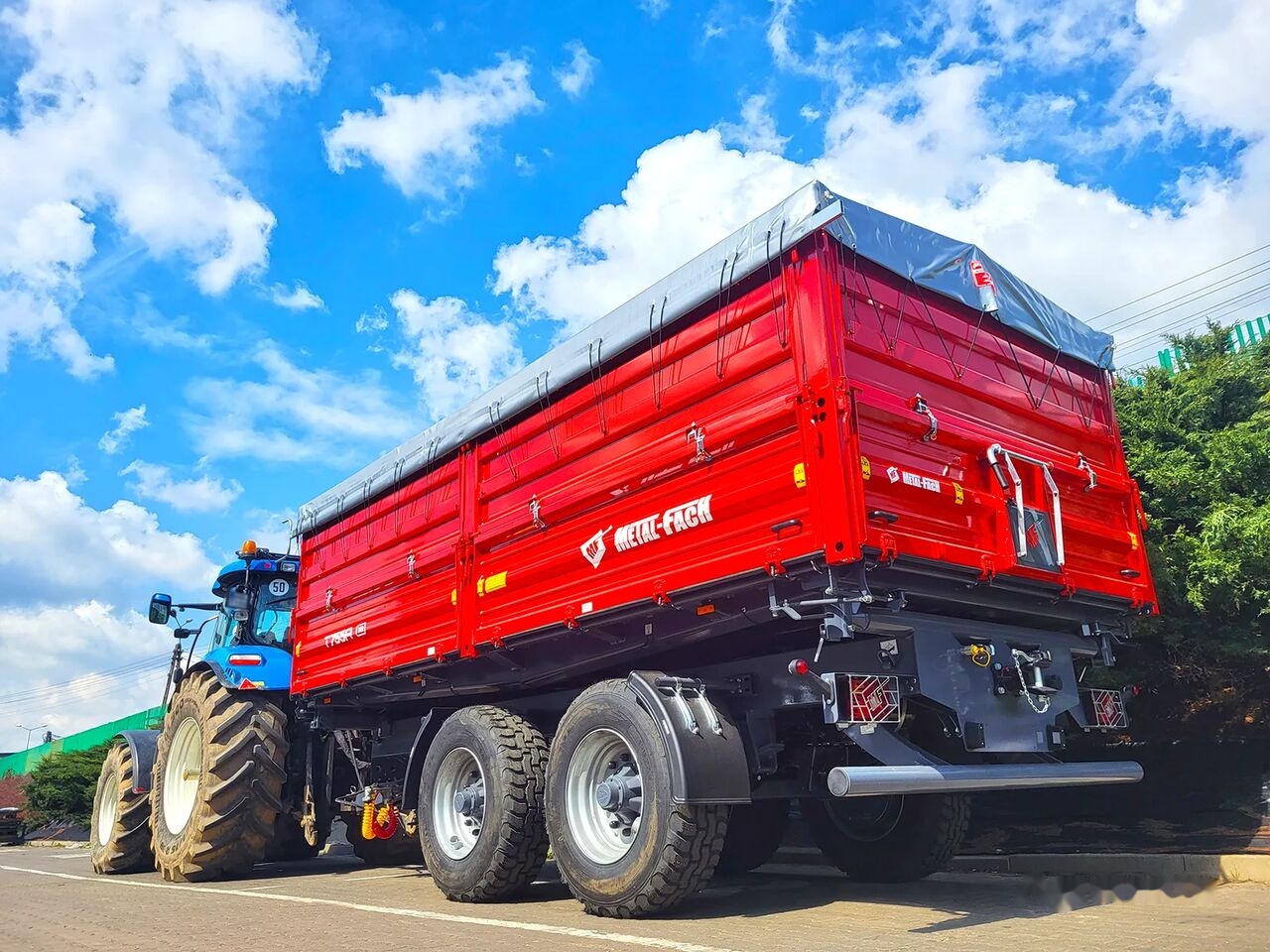 Metal-Fach T755A - 14t Tandem - Traktorska prikolica za farmu/ Kiper: slika 4 Metal-Fach T755A - 14t Tandem - Traktorska prikolica za farmu/ Kiper: slika 4