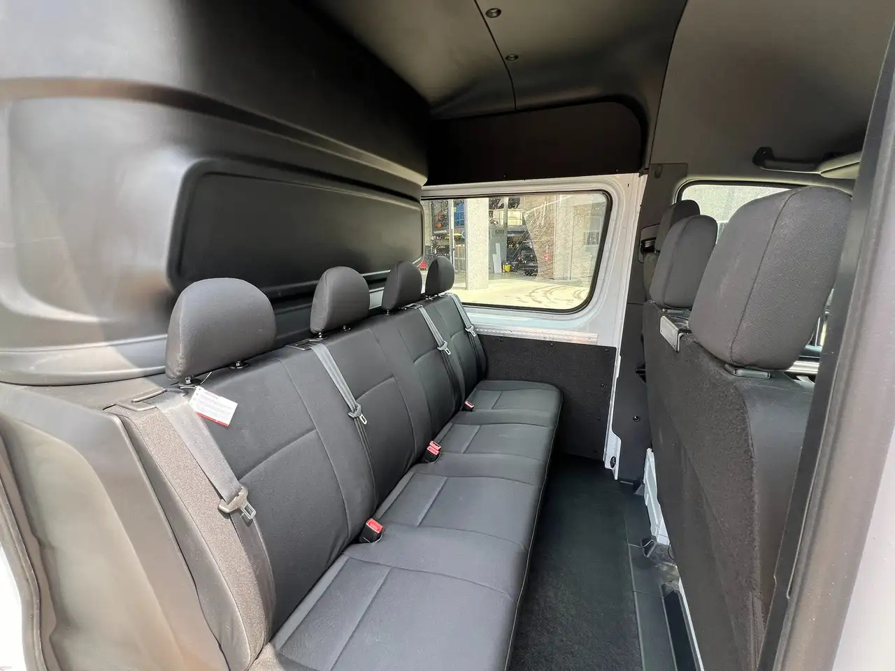 Mercedes-Benz Sprinter 315 L3H2 (37.500€ex) 3.5T SLEEP | DUB CAB 7PL - Dostavno vozilo sa duplom kabinom: slika 5 Mercedes-Benz Sprinter 315 L3H2 (37.500€ex) 3.5T SLEEP | DUB CAB 7PL - Dostavno vozilo sa duplom kabinom: slika 5