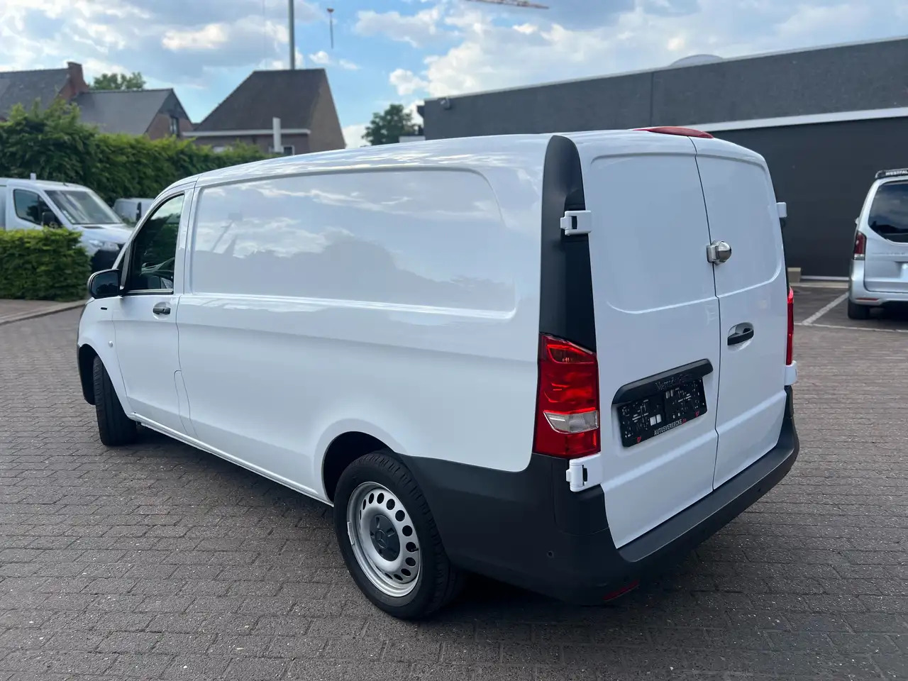 Mercedes-Benz Vito eVito 41kWh A2 (13.000€ex) PTS | Carplay | Came - Furgon: slika 5 Mercedes-Benz Vito eVito 41kWh A2 (13.000€ex) PTS | Carplay | Came - Furgon: slika 5